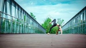 拉亚：联赛仍是重心 状态好对欧冠有利 创造历史