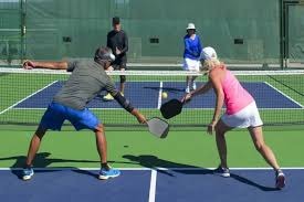 [流言板]詹姆斯：芬尼-史密斯是赢家球员，他完成了三个关键回合48亮116回复